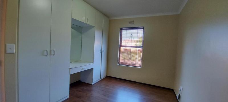 To Let 2 Bedroom Property for Rent in Vredekloof East Western Cape